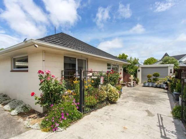 House for sale in Casebrook, Canterbury