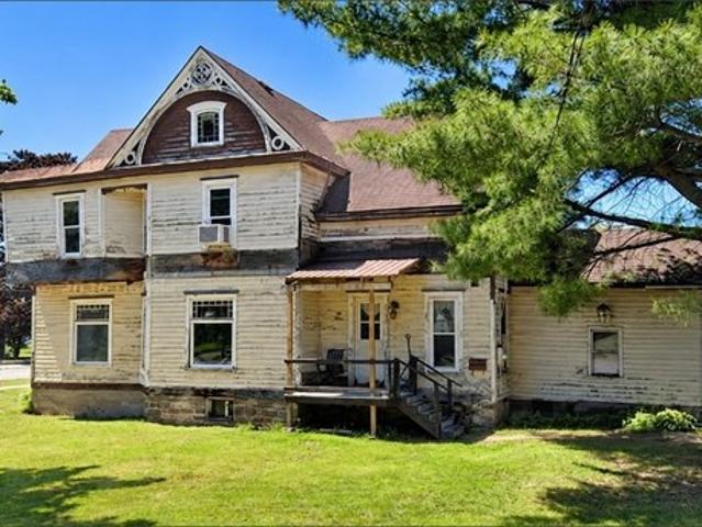 House for sale in Village of Camden, Town of Camden