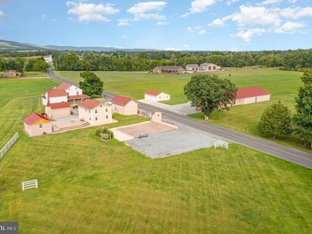 House for sale in Grantville, Pennsylvania