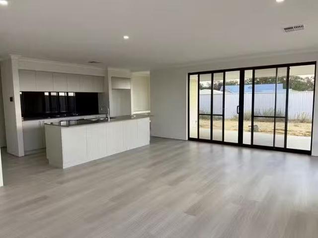 House for rent in Geographe, Western Australia