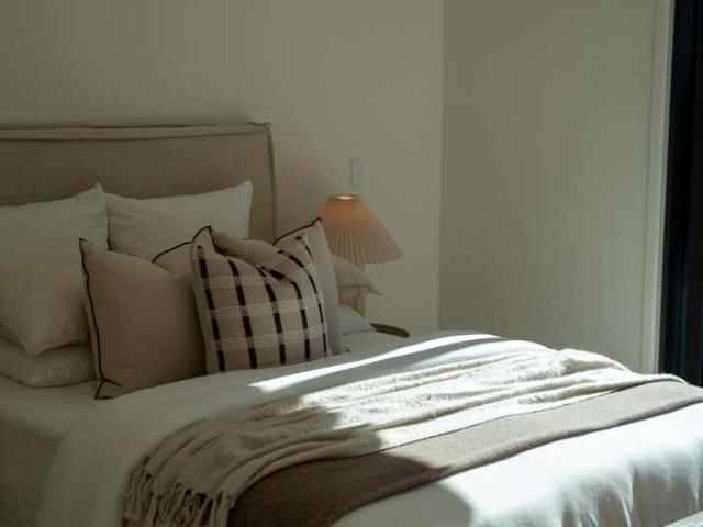 House for sale in Chaslands, Canterbury