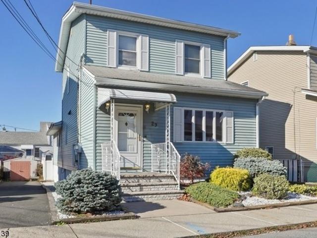 House for sale in Lodi, New Jersey