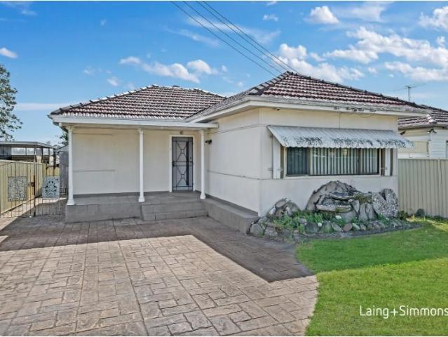 House for rent in Old Guildford
