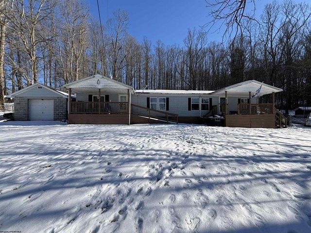 House for sale in Lost Creek, West Virginia