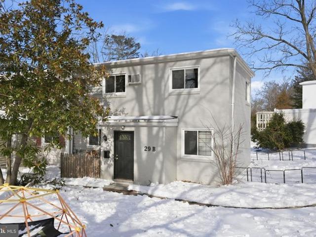 Condo for sale in Greenbelt, Maryland