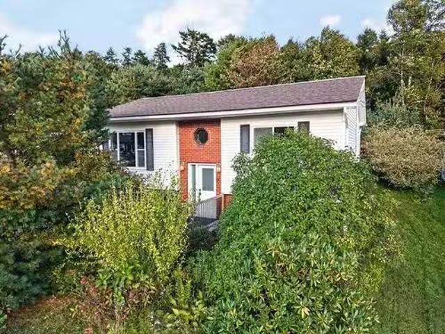 House for sale in Wildwood Lake, Dartmouth