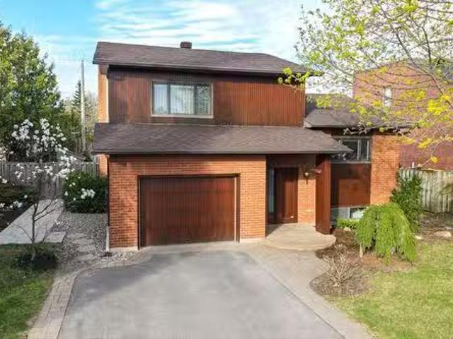 House for sale in Dollard-des-ormeaux