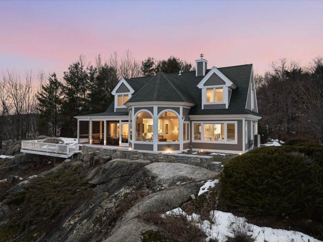House for sale in New Hampshire