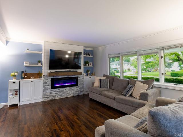 House for sale in Smithtown, New York