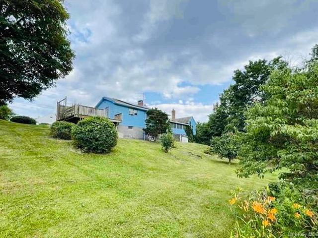 House for sale in Bloomington, New York