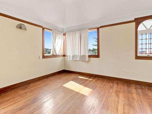 House for sale in Hillsborough, Oroua County