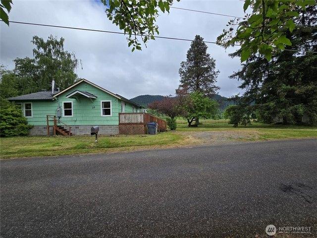 House for sale in Oakville, Washington