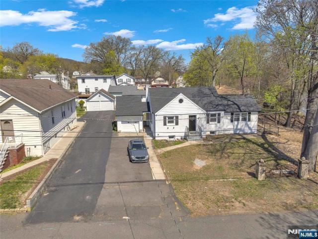 House for sale in Passaic, New Jersey