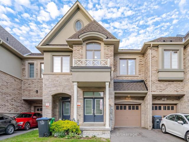 Townhouse for sale in Woburn, Ontario