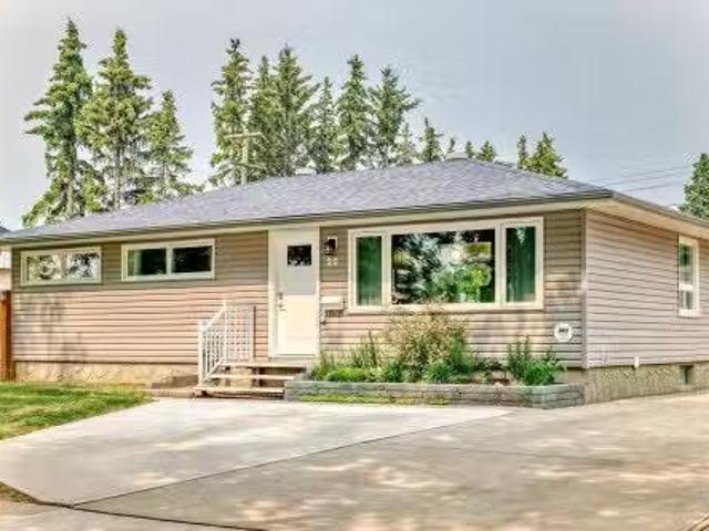House for sale in St. Albert