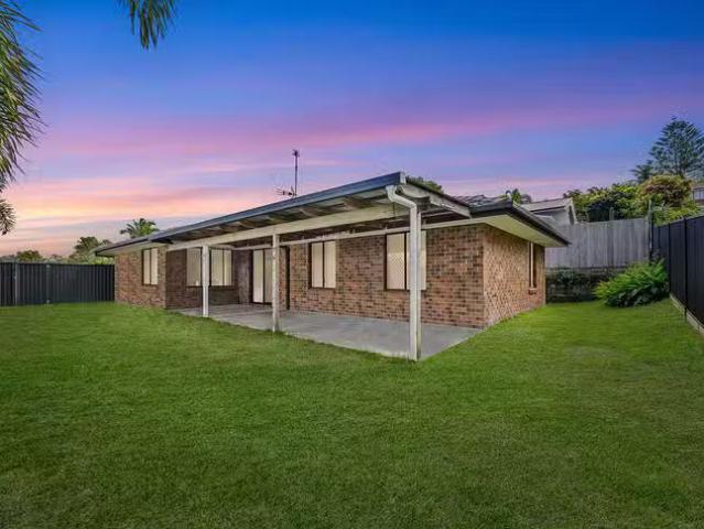 House for rent in Ashmore City