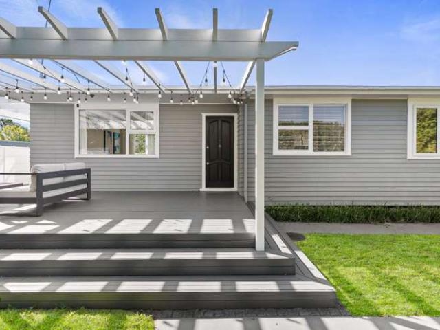 House for sale in Wairau Valley