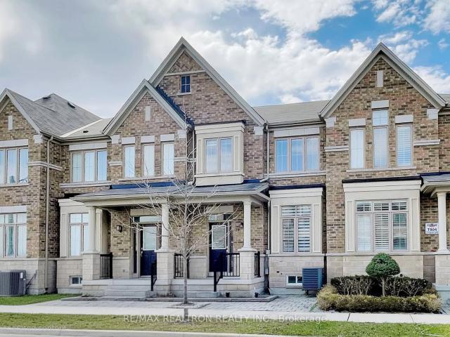 Townhouse for sale in Woburn, Ontario