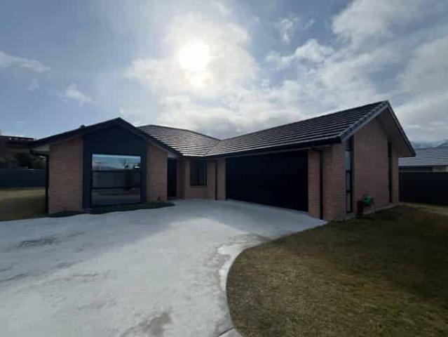 House for rent in Otakou