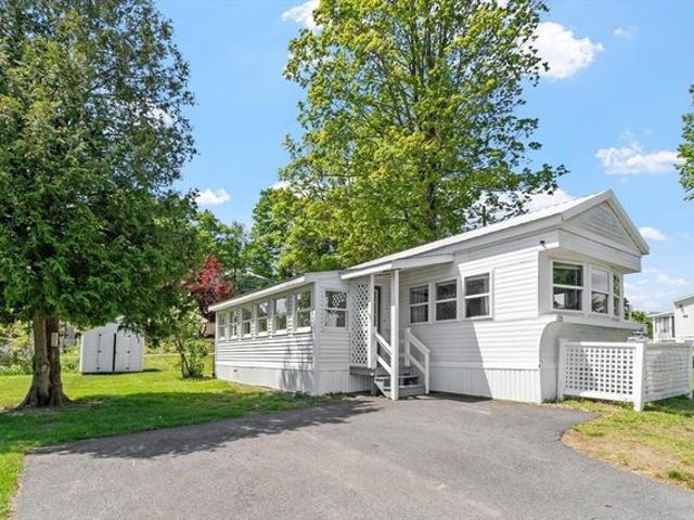 House for sale in Pepperell, Massachusetts