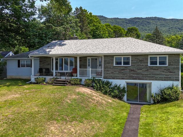 House for sale in Cleverdale, New York