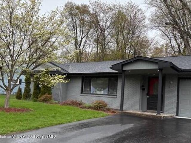 House for sale in Bloomington, New York