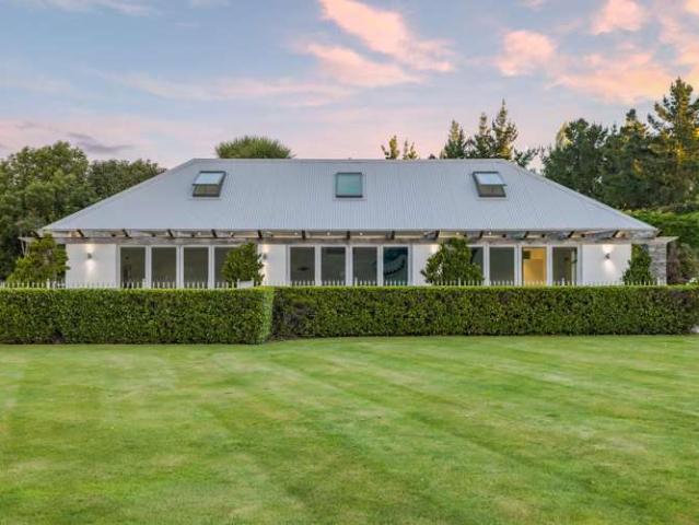 Property for sale in Lincoln, Canterbury