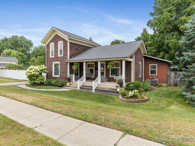 House for sale in Rockford, Michigan