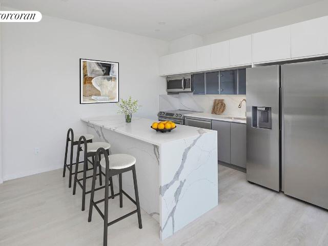Apartment for sale in Arverne, New York
