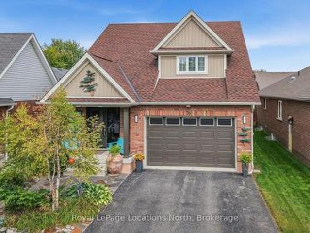House for sale in Collingwood, Central Ontario