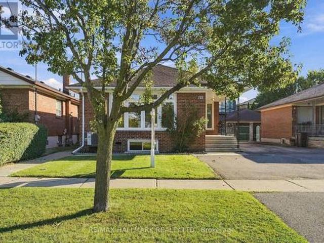 House for sale in Etobicoke—Lakeshore, Toronto