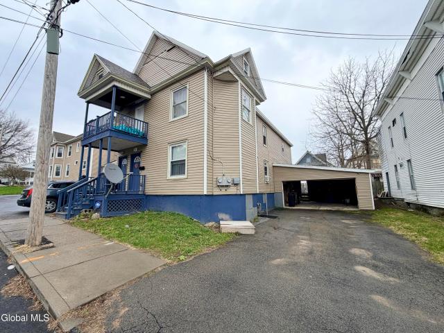 House for sale in Amsterdam, New York