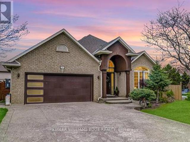 House for sale in Ancaster, Ontario