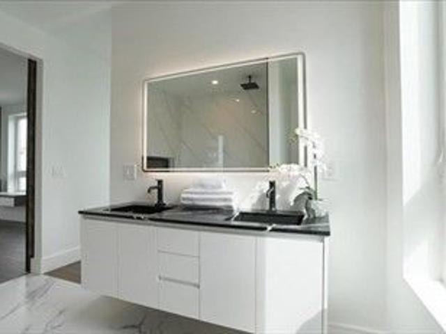 Townhouse for rent in Boston, Massachusetts