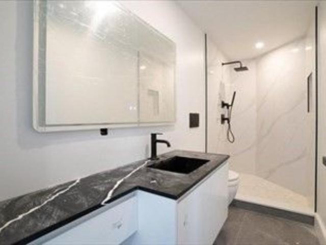 Townhouse for rent in Boston, Massachusetts