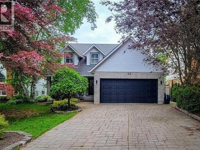 House for sale in Niagara, Ontario