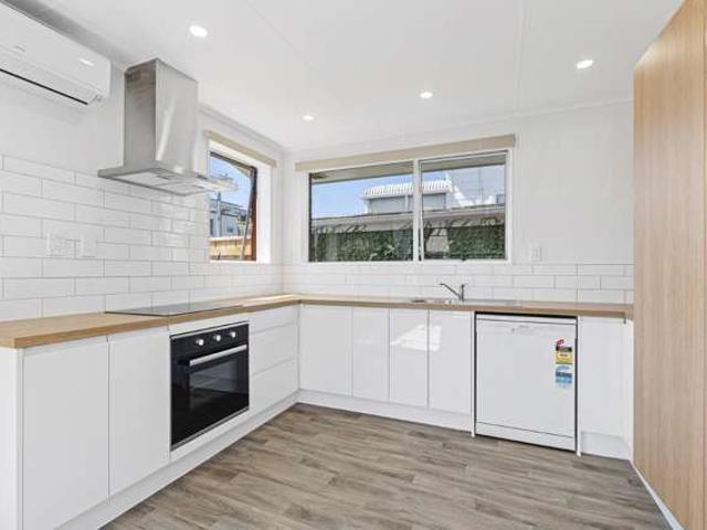 Apartment for sale in Hillsborough, Taranaki