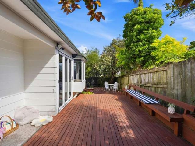 House for sale in Forrest Hill, Devonport-Takapuna