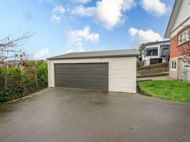 House for rent in Otakou