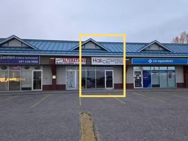 House for rent in Arbour Lake, Calgary