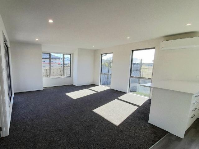 House for rent in Chaslands, Canterbury