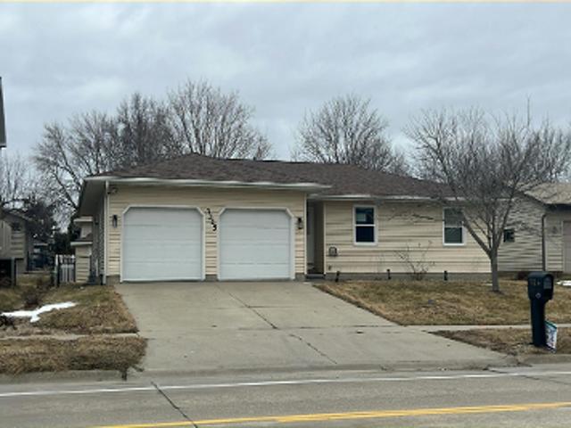 House for sale in Linn, Iowa