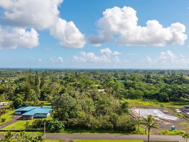Land for sale in Keaau, Hawaiʻi County