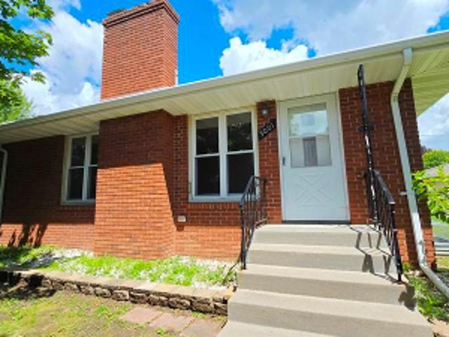 House for sale in Hennepin, Minnesota