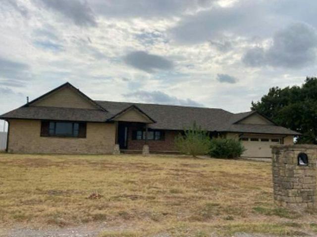 Property for sale in Union City, Canadian County