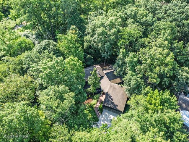 House for sale in Warrenville, Illinois