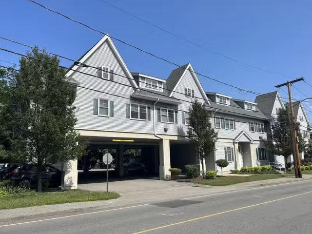 Condo for rent in Norwood