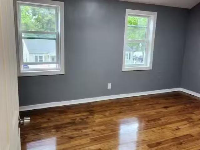 Condo for rent in East Hartford
