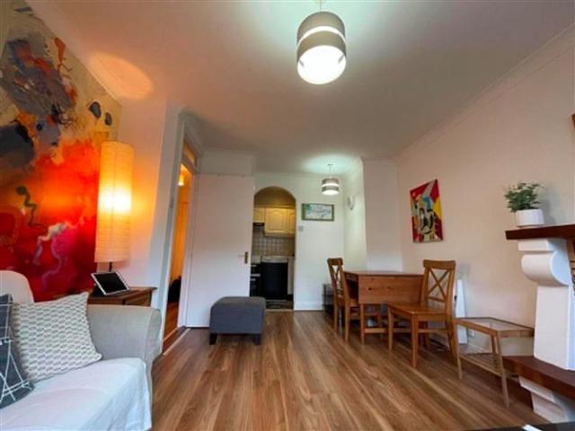 Apartment to rent in Bluebell, North Tipperary