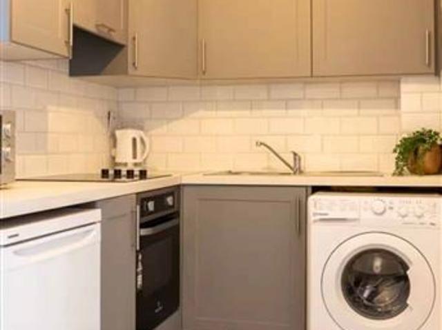 Apartment to rent in Bluebell, North Tipperary